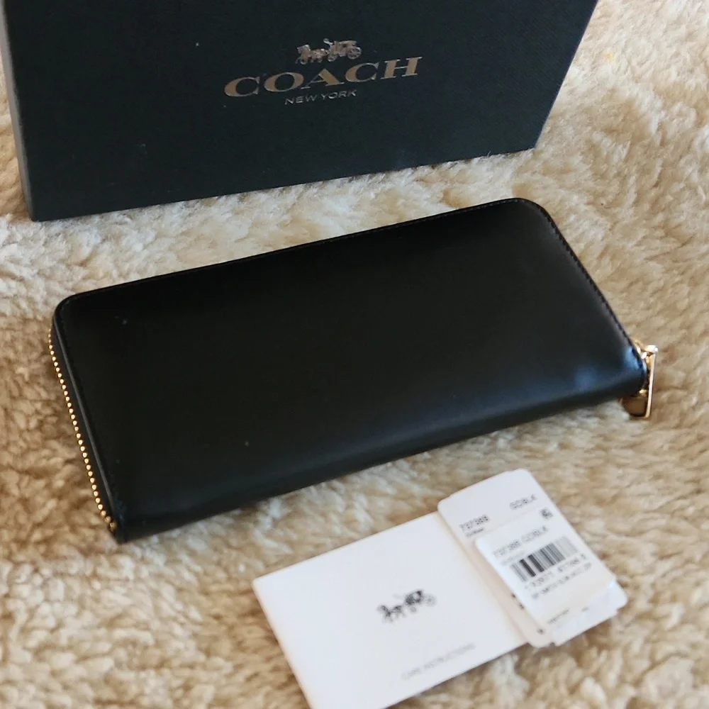 NWT IOB Coach Black Smooth Leather Slim Accordian Zippered Wallet 🖤💛🎁 - Picture 5 of 16